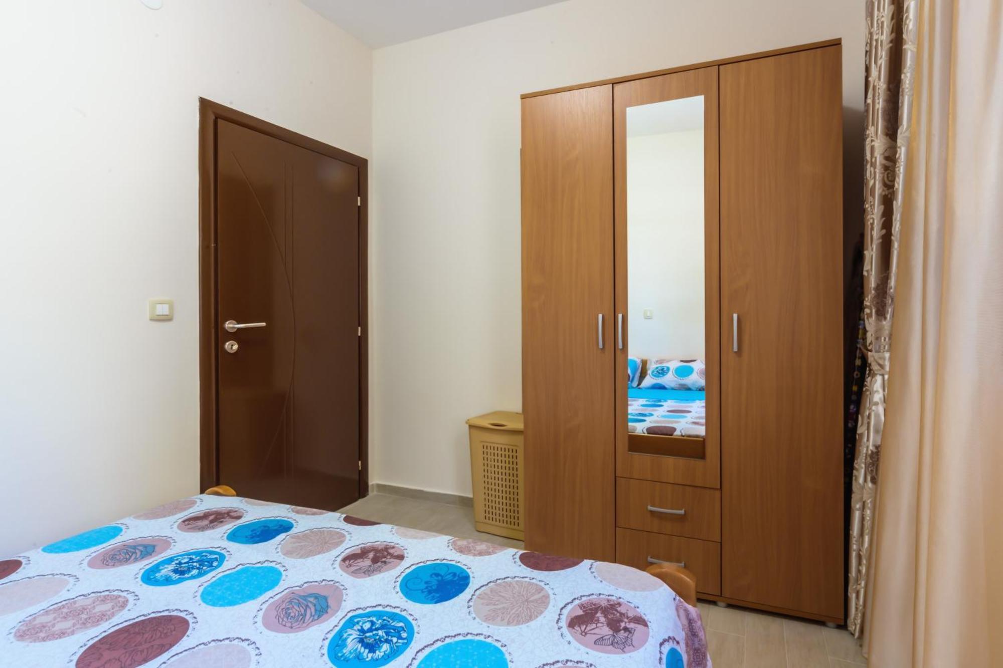 Opium Mar Apartments Petrovac Room photo