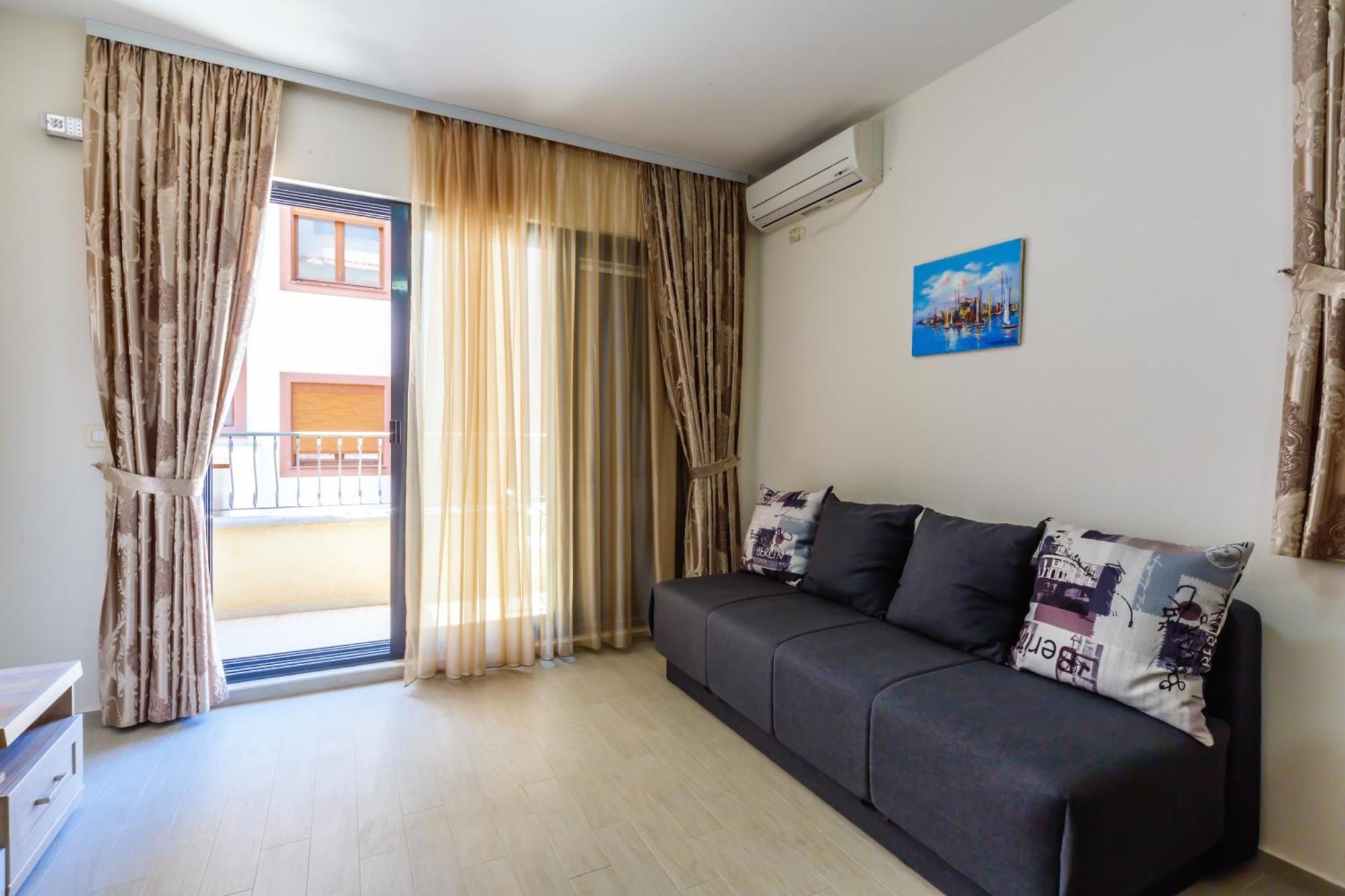 Opium Mar Apartments Petrovac Room photo