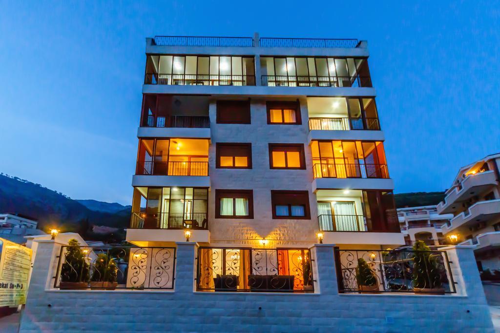 Opium Mar Apartments Petrovac Exterior photo