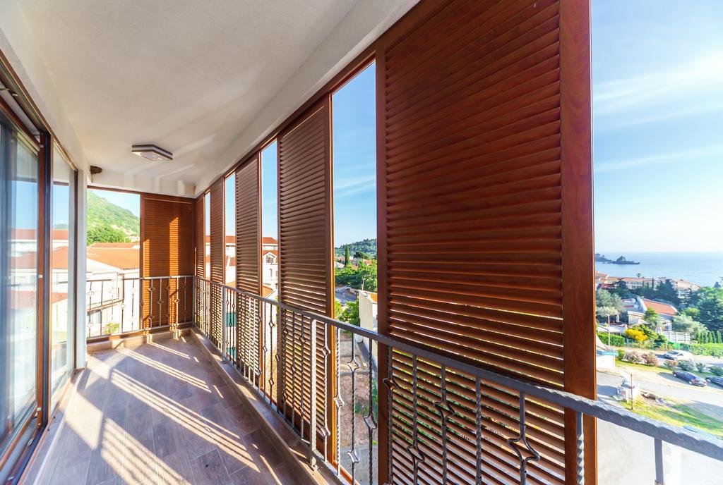 Opium Mar Apartments Petrovac Exterior photo