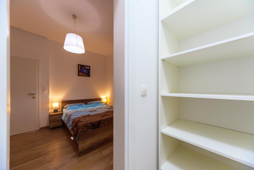 Opium Mar Apartments Petrovac Exterior photo