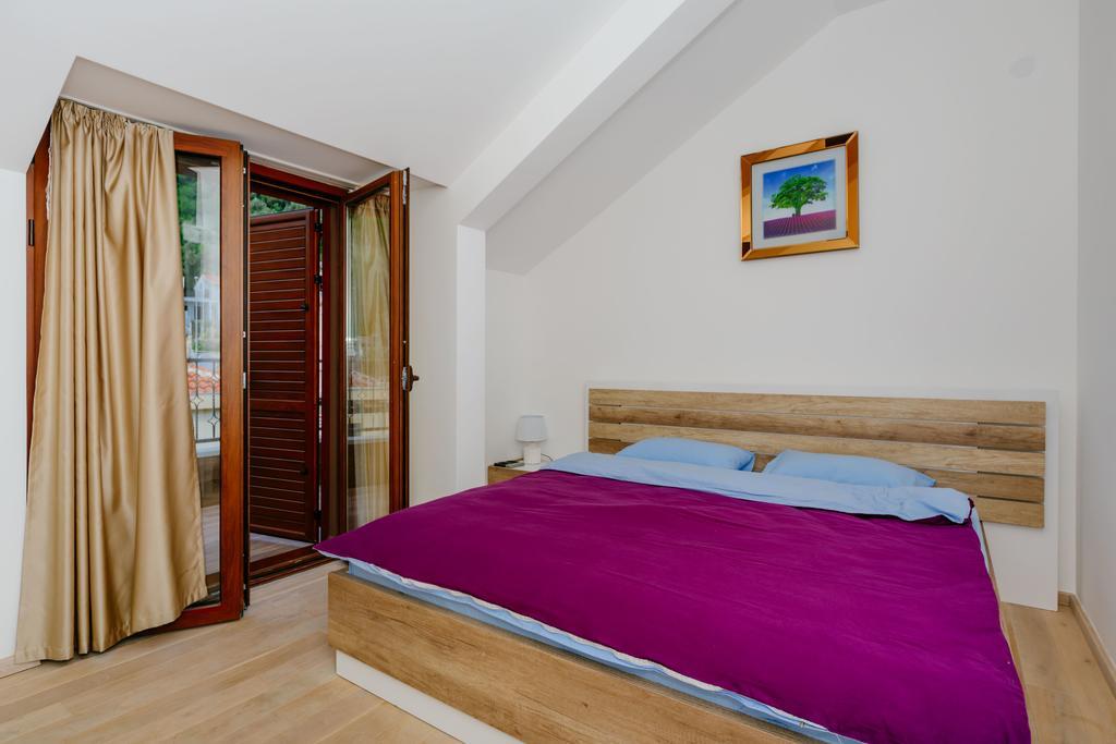 Opium Mar Apartments Petrovac Exterior photo