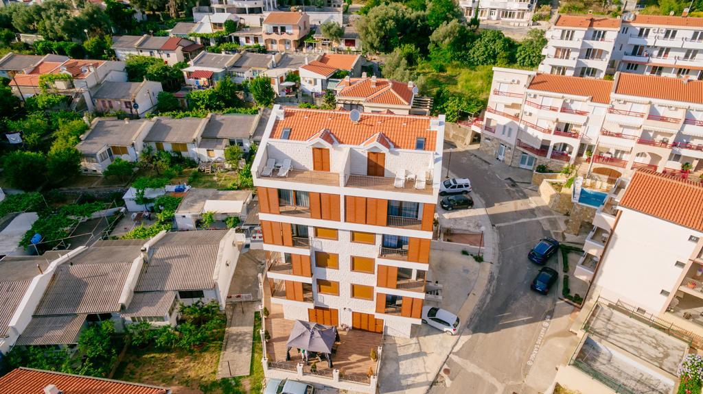 Opium Mar Apartments Petrovac Exterior photo
